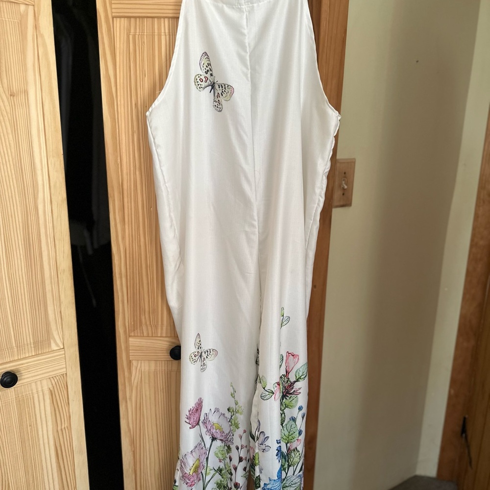 Floral Butterfly Print Jumpsuit/ never worn - Picture 3 of 8